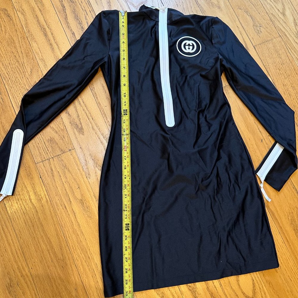 Gucci Logo Zip Dress in Black - New with Tags - Picture 1 of 4